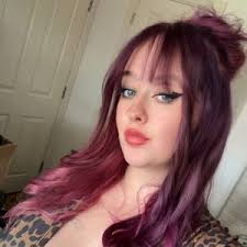 Ellie-mai Walker (@youngmumma)