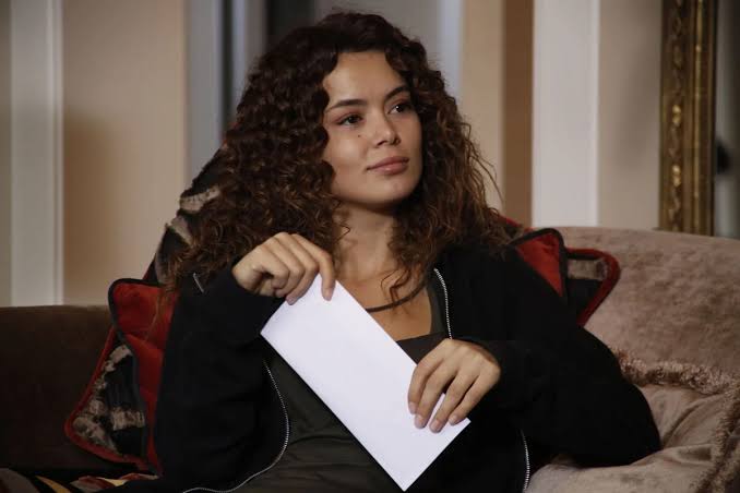 La forza di una donna, anticipazioni puntata 12, 13 e 14 febbraio, trama  episodi | iO Donna