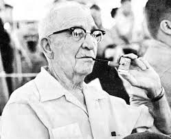 The Photos Tell The Story: A look back to when pipe smoking enthusiasts  descended