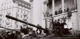 Prezentarea ultimelor publicaţii editoriale, care au văzut, pentru al. Volum Despre RevoluÅ£ia Din Decembrie 1989 De La Timisoara Tradus In GermanÄƒ Timpolis Stiri News Ziar Timisoara