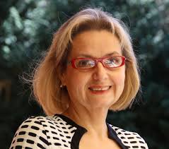 People — Waratah Apartments