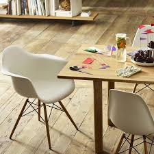 George Oliver Set Of 4 Modern Eames Style Dining Chair Mid Century Dsw Side Arm Chair With Natural Wood Legs Shell Lounge Plastic Armless Chair For Kitchen Bedroom Living And Dining Room White