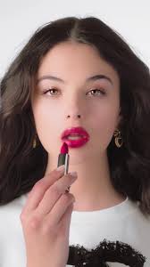 Fuchsia Lipstick for Blondes