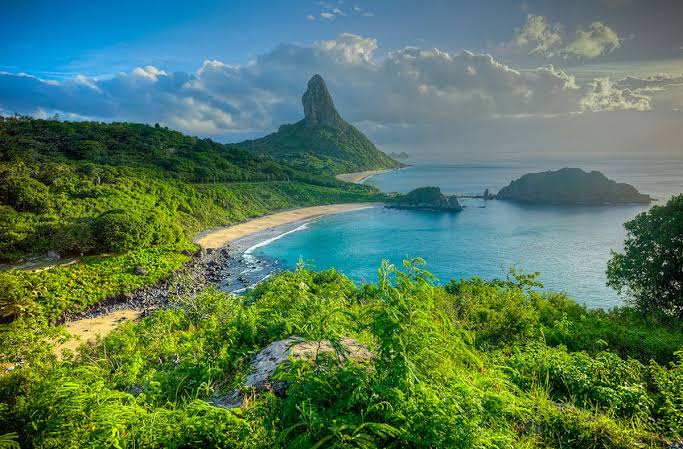 History, geography and tourism of the Fernando de Noronha archipelago