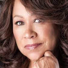 Rhonda Rayford's Instagram, Twitter & Facebook