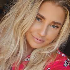 Help the Easter Bunny find his magic again