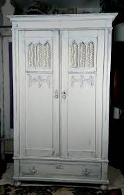 Wir verkaufen gut erhaltenen schuhschrank von z.b. Garderobe Weiss Holz Landhaus