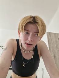 Maex Leo🏳️‍⚧️ (@maexo_xo)