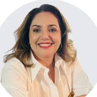 50+ "Lucía Almada" profiles