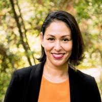 Heather Prahl's Instagram, Twitter & Facebook