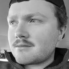 Ship Pilots Sliding the Wall at Locks for Control