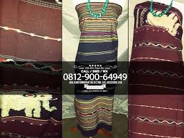 Khususnya di bulan lebaran, tradisi melakukan pembelian baju baru menjelang hari raya idul fitri menjadikan pemilihan model. Pin Di Wa 0812 900 64949 Jual Kain Tenun Ikat Gambar Kain Tenun Dompet Kain Tenun