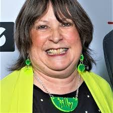 Michelle Elwell's Instagram, Twitter & Facebook