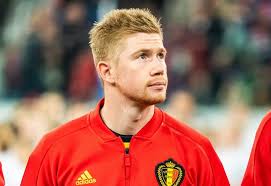 Das hat der belgische fussballverband im brasilianischen trainingslager von mogi. Verletzung Im Gesicht Spielt Kevin De Bruyne Bei Der Em Mit Maske