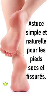 Astuce Simple Et Naturelle Pour Les Pieds Secs Et Fissures Cracked Feet Beauty Tips For Teens Beauty Hacks