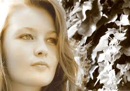 Model: Charlotte Green