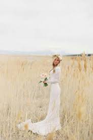 Doesn't matter would be a dress with long sleeves, an open back, court train, high neck, or some other. Vintage Wedding Dresses Retro Style Bridal Gowns Collection Vq