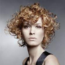 Pin On Capelli Ricci