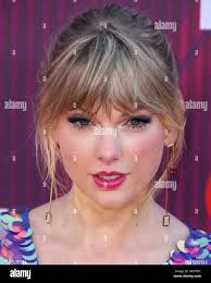 Purple heart ceremony hi-res stock photography and images