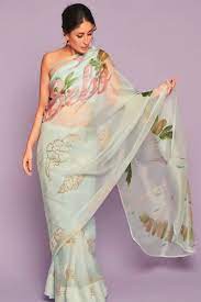 6 Celebrity Inspired Organza Outfit Ideas Saree Look Saree Designs Kareena Kapoor Saree