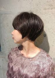 ほんのりセクシーな髪型 メンズライクなマッシュヘア大特集 hair 女性の短い髪 ショートのヘアスタイル パーマヘアスタイル