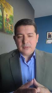 Me uno en solidaridad con los trabajadores del mercado Municipal de Coronel  Oviedo ante la represión desproporcionada de la fuerza policial.