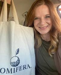 Rhonda McCall (@rhondasroadtrippin) • Instagram photos and videos