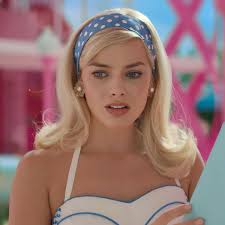 Sabrina Carpenter o Margot Robbie : r/VindictaRateCelebs