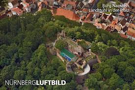 I migliori hotel e alberghi vicino a burg nanstein, landstuhl, germania: Burg Nanstein Landstuhl In Der Pfalz Luftaufnahme