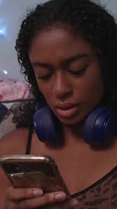 Spaghetti Feet: A Journey of Friendship and Vulnerability