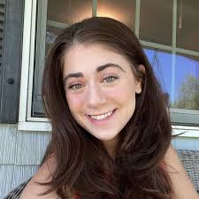 Rose (Brie) Larson (@rosefasalon) • Instagram photos and videos