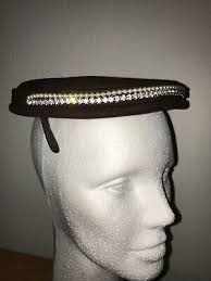 VINTAGE GENE DORIS NEW YORK WOMENS BROWN FELT HAT W/ RHINESTONES: SIZE 22