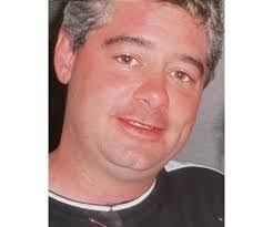 Laurie Carey's Instagram, Twitter & Facebook