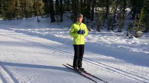 Can't go in a straight line everywhere and you need to get out of the way of things. 4 Tips For Beginner Diagonal Stride Classic Skiing Youtube