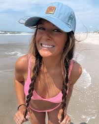 kb (@kinsleybenson_) • Instagram photos and videos