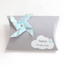 Boite A Dragees Moulin A Vent Et Nuage Coloris Gris Et Bleu Clair Cadeau De Boite Dragees Cadeaux De Remerciement Deco Bapteme Garcon