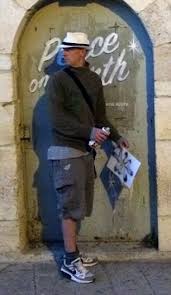 Aug 15, 2021 · banksy confirmed he was chargeable for the paintings in an instagram video on saturday, which confirmed him engaged on them in a hoodie to cover his identification. Banksy Face Reddit Banksy S Girl With A Pierced Eardrum Gains A Coronavirus Face Mask