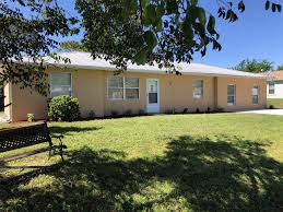 1701 old pondella road cape coral, fl 33909. Apartments For Rent With 4 And Up Beds In Fort Myers Fl Forrent Com