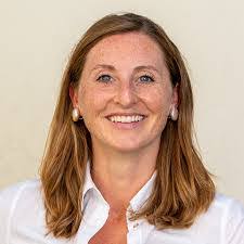 Sandra Diller's Instagram, Twitter & Facebook