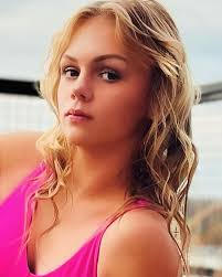 So extremely proud of who I have become today 🩷🩷 beautiful, smart, and  full of life and realizing that I don't a need a physical sport to be liked  by anyone. If