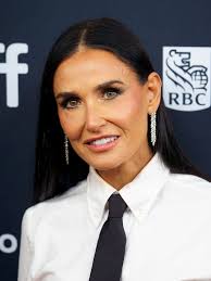 Demi Moore - Wikipedia