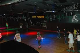 Miami, florida's ice skating and children's birthday party and ice sports center. Super Wheels Miami Bild Von Super Wheels Skating Center Miami Tripadvisor