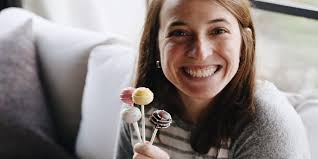 Kent entrepreneur leaves teaching as cake pops business booms