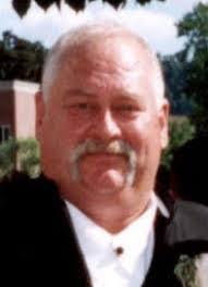 Ronald Mouse's Instagram, Twitter & Facebook