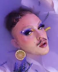 leebc.mua shows us how to #LavenderLemonade in style while slaying the  Banana Fetish Mascara 🤩💜🍋 We're LIVING. SOUND OFF in the comments! 👏🏻  #jeffreestar #jeffreestarcosmetics #jeffreestarskin #exploremakeup  #purplemakeup #beauty