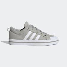 Zabou a les mêmes, elle les porte ici. Adidas Bravada Shoes Grey Adidas Deutschland