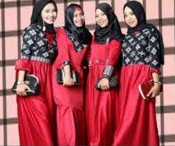 Entdecke rezepte, einrichtungsideen, stilinterpretationen und andere ideen zum ausprobieren. Kombinasi Warna Merah Bata Kain Satin Kombinasi Warna Merah Bata Inspirasi Desain Menarik Merah Bisa Menyimbolkan Keberanian Perang Atau Darah Dan Juga Merupakan Warna Yang Hangat Yang Sering Membangkitkan Perasaan