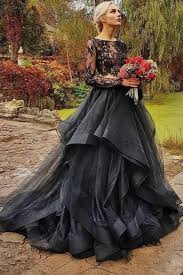 Besonders in den sommermonaten werden jene ziemlich gerne getragen. Elegante Brautkleid Schwarz A Linie Hochzeitskleider Mit Armel Babyonlinedress De