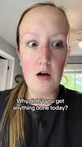 Leann Stark's Instagram, Twitter & Facebook