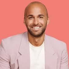 After 3.5 fantastic years at OneWeb and then ETL Group, I've decided to  move